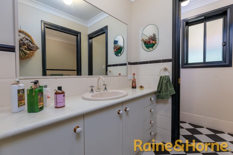 Photo - 28R Debeaufort Drive, Dubbo NSW 2830 - Image 12