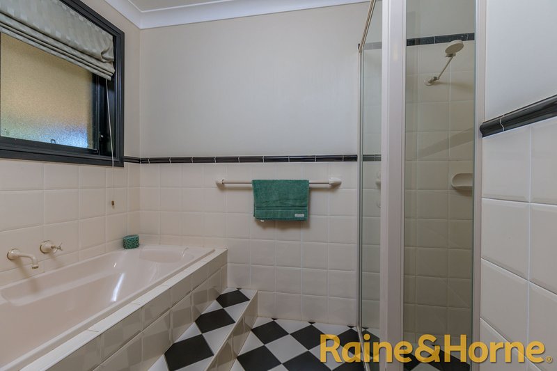 Photo - 28R Debeaufort Drive, Dubbo NSW 2830 - Image 13