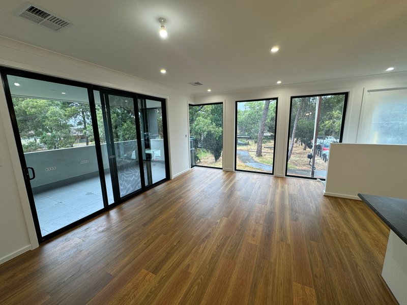 Photo - 2/9-11 Seymour Avenue, Modbury SA 5092 - Image 8