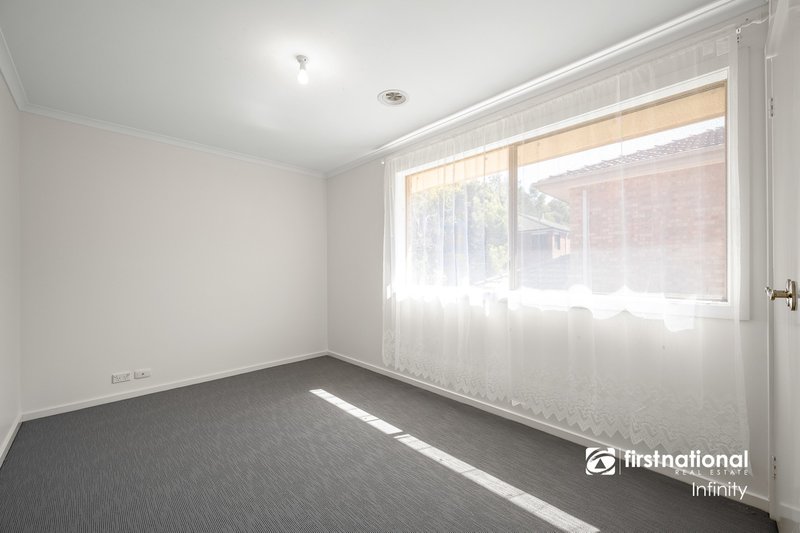 Photo - 2/9-11 Wills Avenue, Mount Waverley VIC 3149 - Image 7