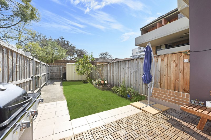 Photo - 2/9-19 Hillcrest Street, Homebush NSW 2140 - Image 2