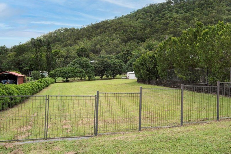 Photo - 29-31 Hooper Close, Gordonvale QLD 4865 - Image 31