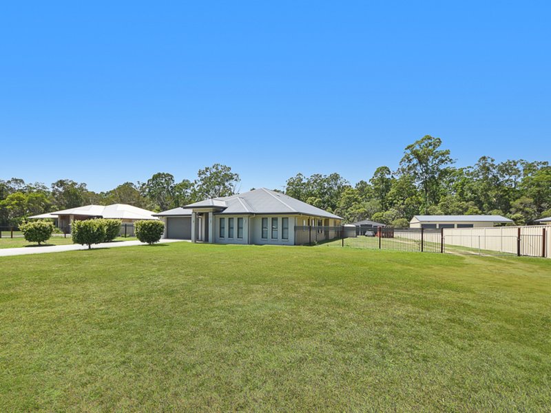 Photo - 29-31 Pocketwood Place, Upper Caboolture QLD 4510 - Image 18