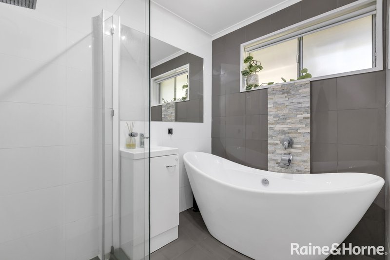 Photo - 29 Abiona Street, Flagstaff Hill SA 5159 - Image 8