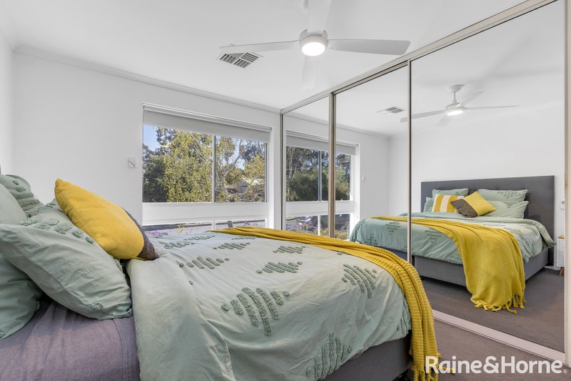 Photo - 29 Abiona Street, Flagstaff Hill SA 5159 - Image 11