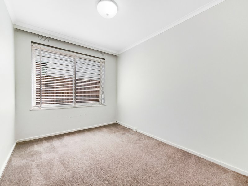 Photo - 2/9 Acacia Street, Carnegie VIC 3163 - Image 7