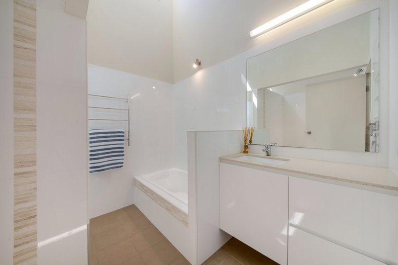 Photo - 29 Alanna Street, Terrigal NSW 2260 - Image 8