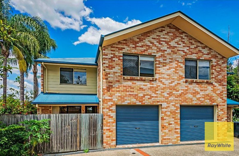 Photo - 2/9 Albert Street, Annerley QLD 4103 - Image 2