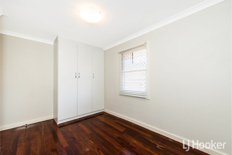 Photo - 29 Albourne Place, Balga WA 6061 - Image 7