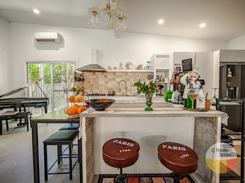 Photo - 29 Alexander Street, Macleay Island QLD 4184 - Image 8