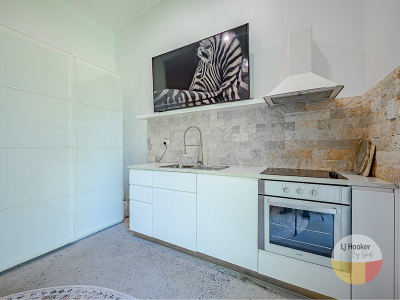 Photo - 29 Alexander Street, Macleay Island QLD 4184 - Image 12