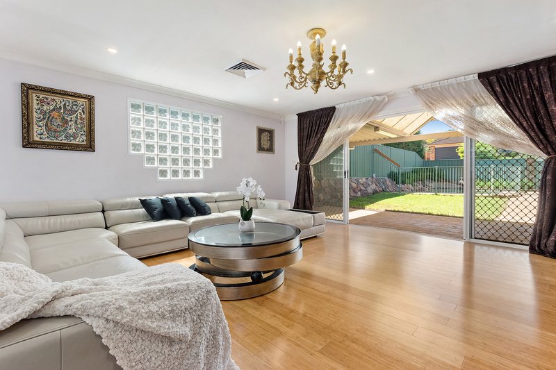 Photo - 29 Allandale Drive, Baulkham Hills NSW 2153 - Image 4