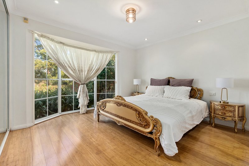 Photo - 29 Allandale Drive, Baulkham Hills NSW 2153 - Image 6