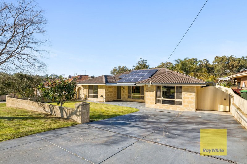 Photo - 29 Amberley Way, Hamilton Hill WA 6163 - Image 2