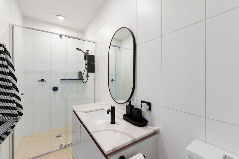 Photo - 29 Anchorage Drive, South Morang VIC 3752 - Image 17