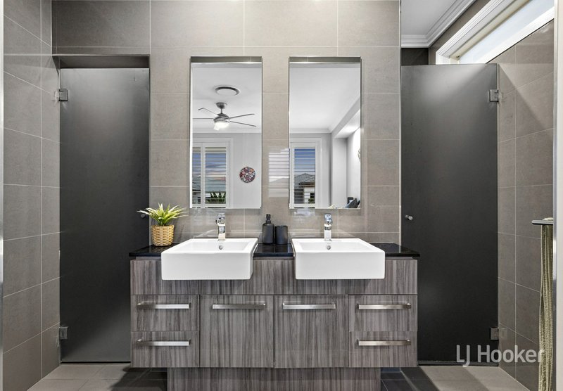 Photo - 29 Archer Road, Spring Farm NSW 2570 - Image 3
