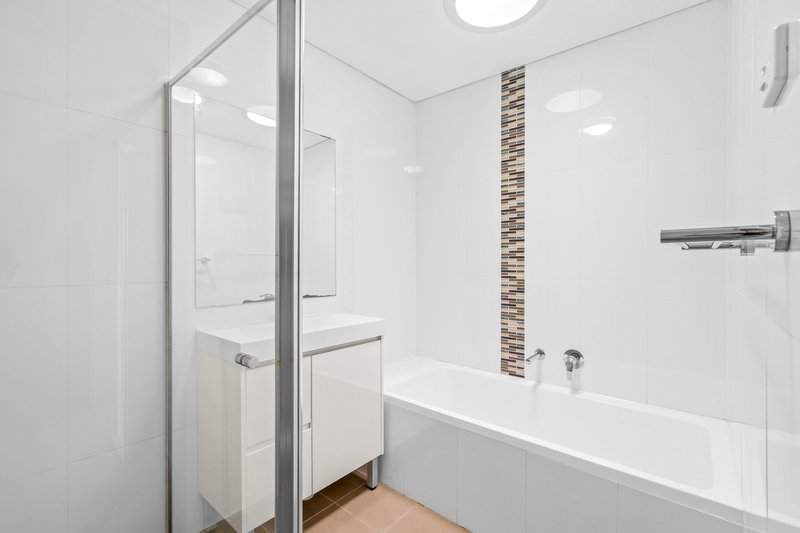Photo - 29` Ardley Avenue, Kellyville NSW 2155 - Image 3