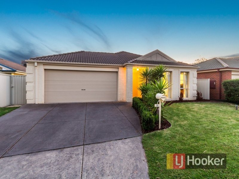 Photo - 29 Ashwood Grove, Pakenham VIC 3810 - Image 18