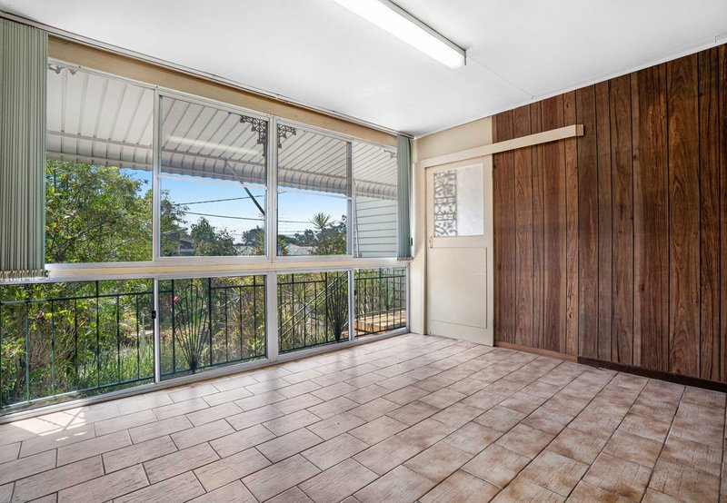 Photo - 29 Aster Street, Cannon Hill QLD 4170 - Image 5