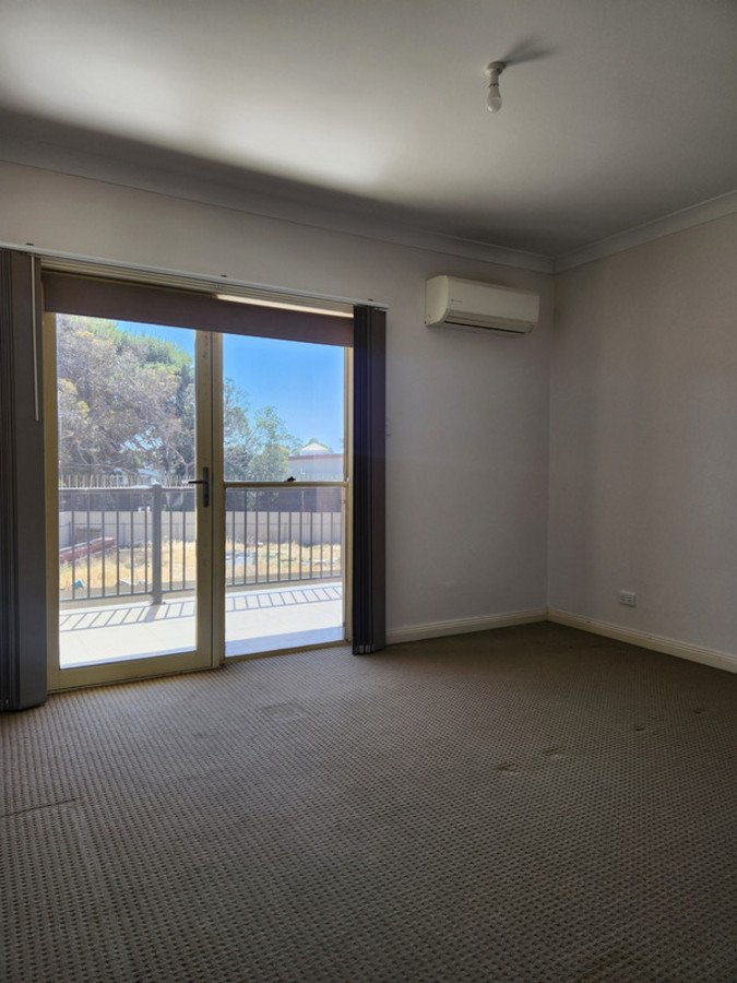 Photo - 2/9 Bald Street, Smithfield Plains SA 5114 - Image 5