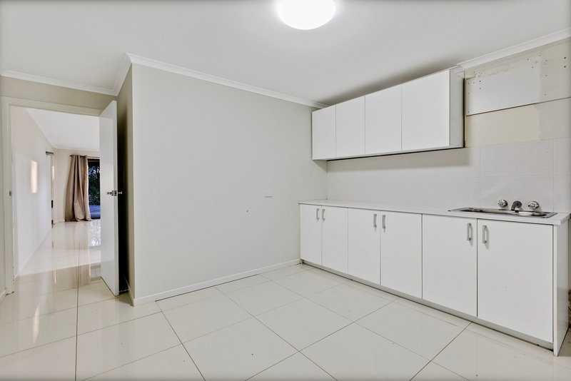 Photo - 29 Ballantyne Court, Glenview QLD 4553 - Image 16