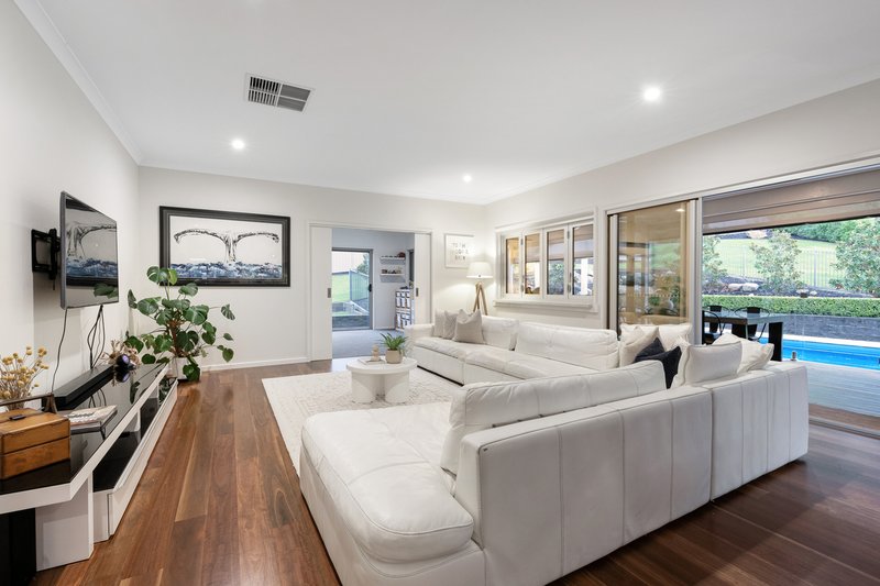 Photo - 29 Ballara Drive, West Wodonga VIC 3690 - Image 5