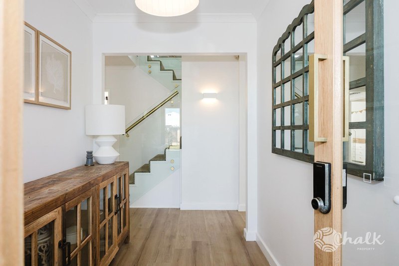 Photo - 29 Barrenjoey Parkway, Secret Harbour WA 6173 - Image 7