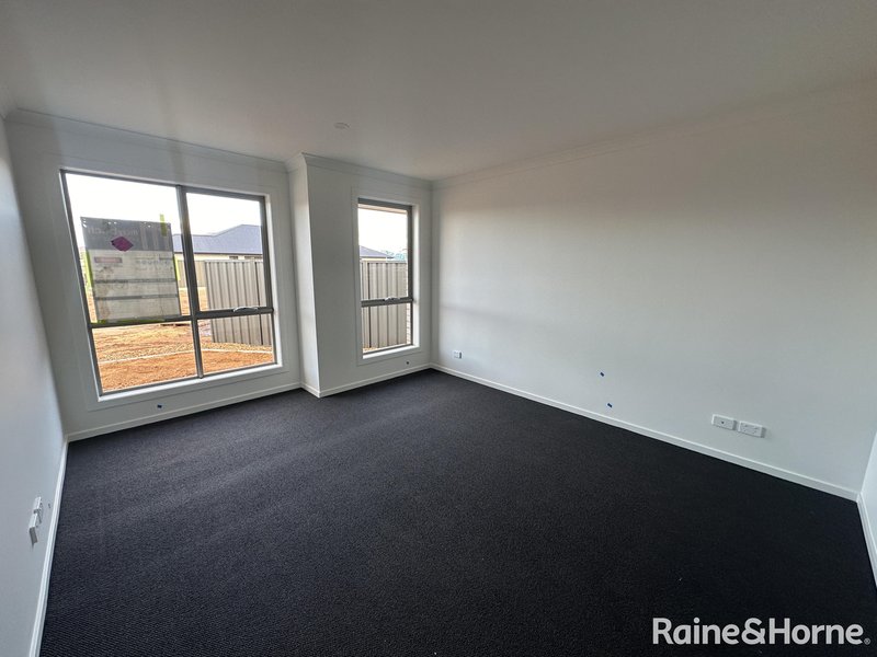 Photo - 29 Barritt Road, Munno Para Downs SA 5115 - Image 2