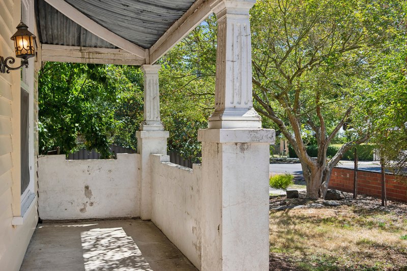 Photo - 29 Baynton Street, Kyneton VIC 3444 - Image 3