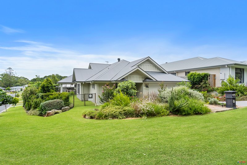 29 Bayswood Circuit, Redland Bay QLD 4165