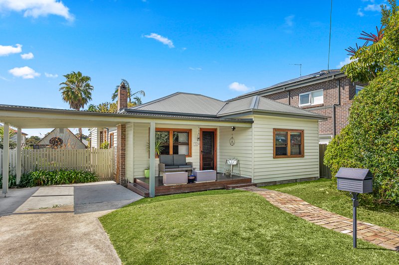 29 Beaconsfield Road, Mortdale NSW 2223