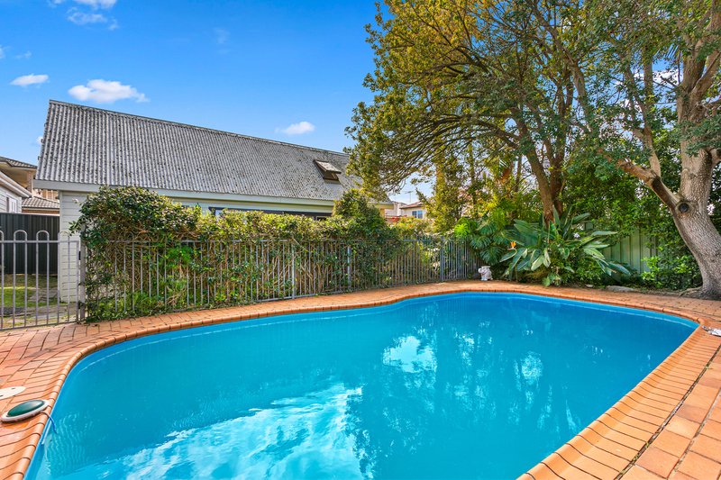 Photo - 29 Beaconsfield Road, Mortdale NSW 2223 - Image 3