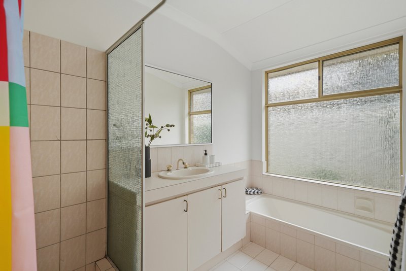 Photo - 29 Beatrice Avenue, Shelley WA 6148 - Image 31