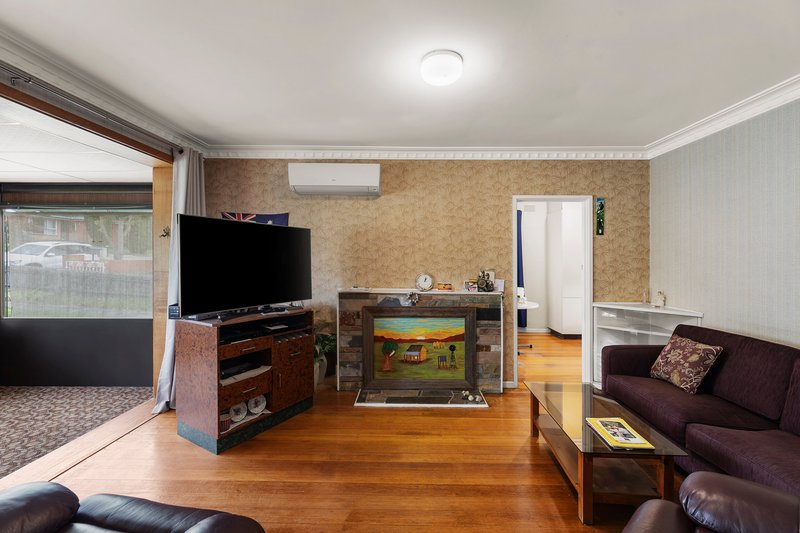 Photo - 29 Bellevue Avenue, Burwood East VIC 3151 - Image 4