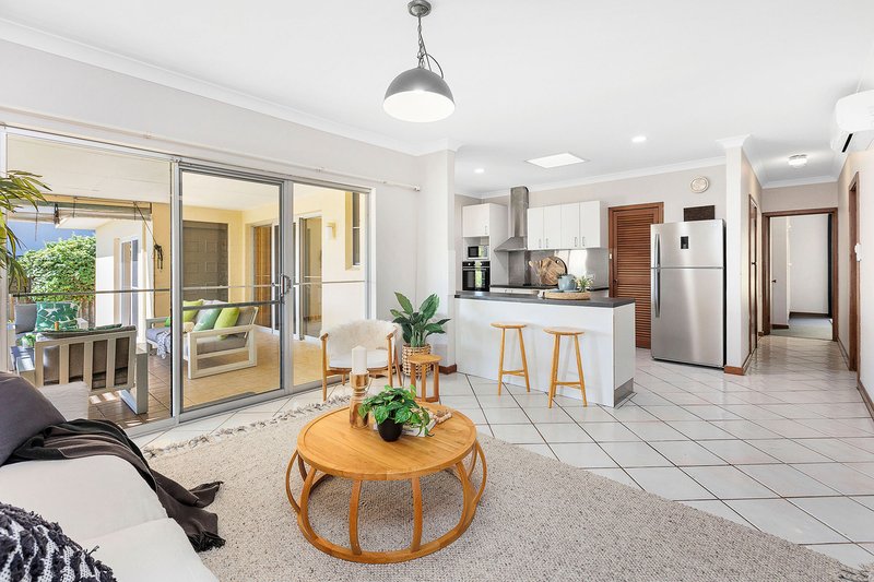 Photo - 29 Bendigo Way, City Beach WA 6015 - Image 5