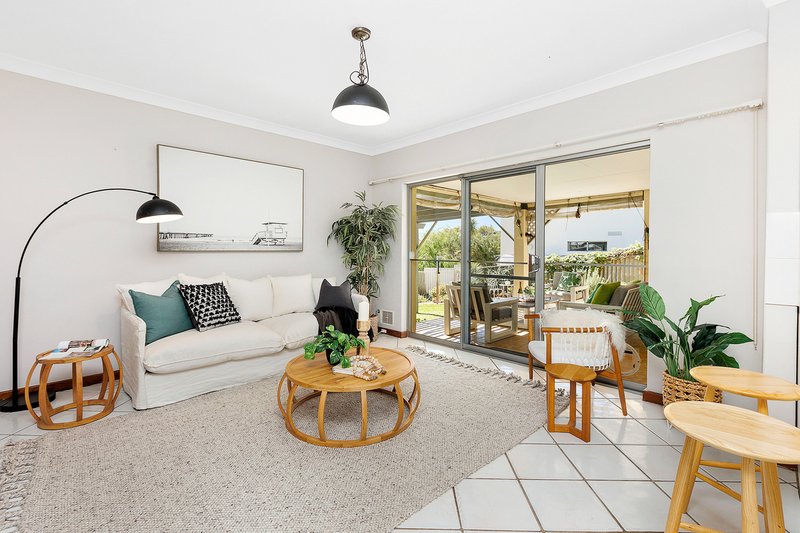 Photo - 29 Bendigo Way, City Beach WA 6015 - Image 8