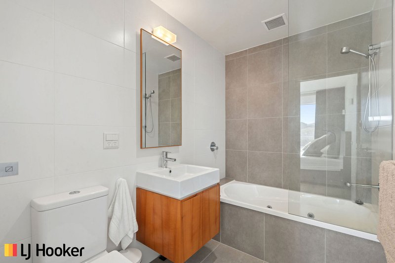 Photo - 2/9 Bentham Street, Yarralumla ACT 2600 - Image 6