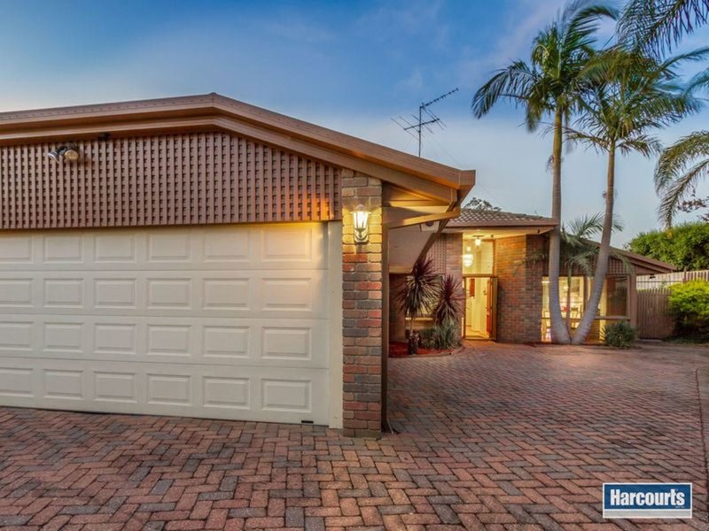 Photo - 29 Bickerton Court, Rowville VIC 3178 - Image 2