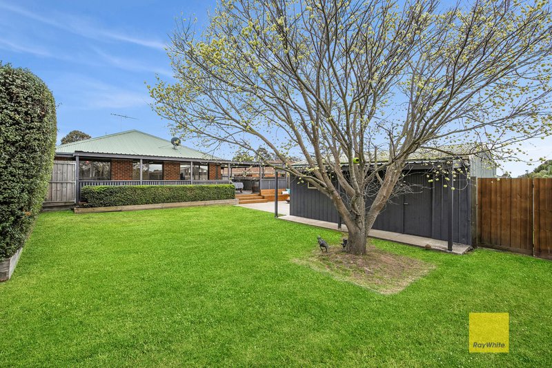 Photo - 29 Bickford Road, Grovedale VIC 3216 - Image 10