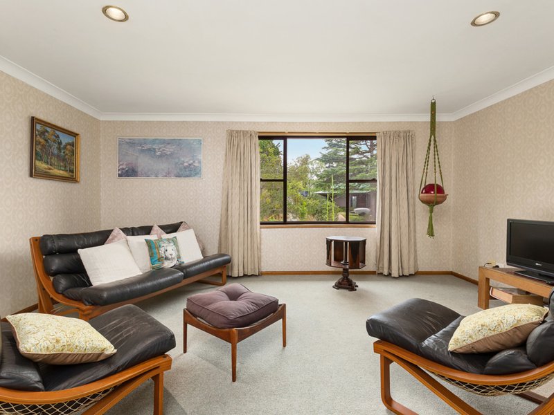 Photo - 29 Bimbil Avenue, Mount Colah NSW 2079 - Image 13