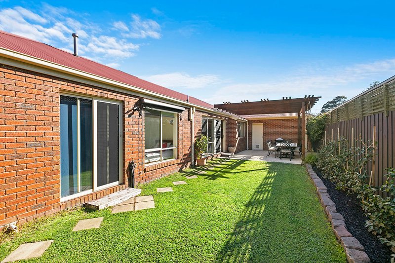 Photo - 29 Black Knight Street, Mordialloc VIC 3195 - Image 5