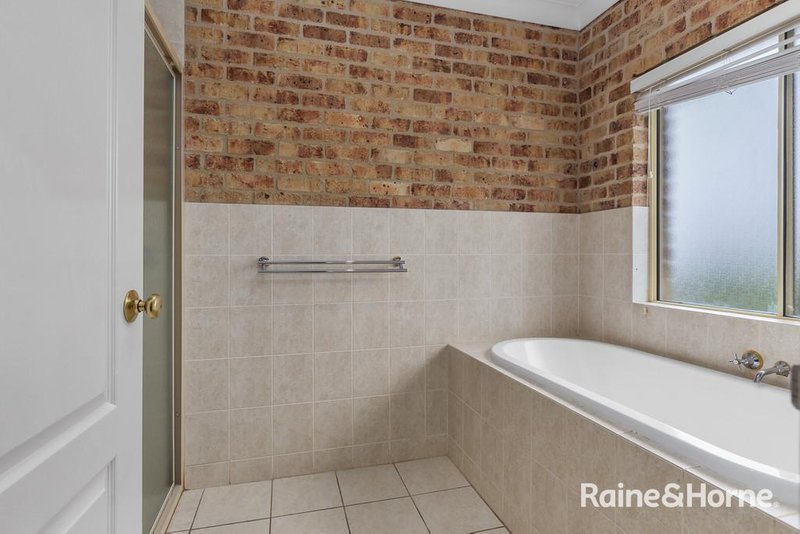 Photo - 29 Blue Gum Drive, Aberglasslyn NSW 2320 - Image 15