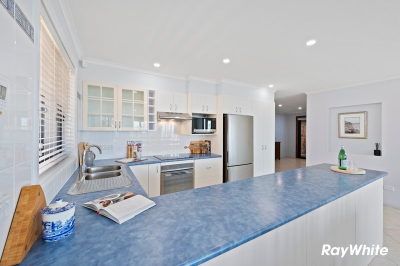Photo - 29 Bondi Street, Tuross Head NSW 2537 - Image 9