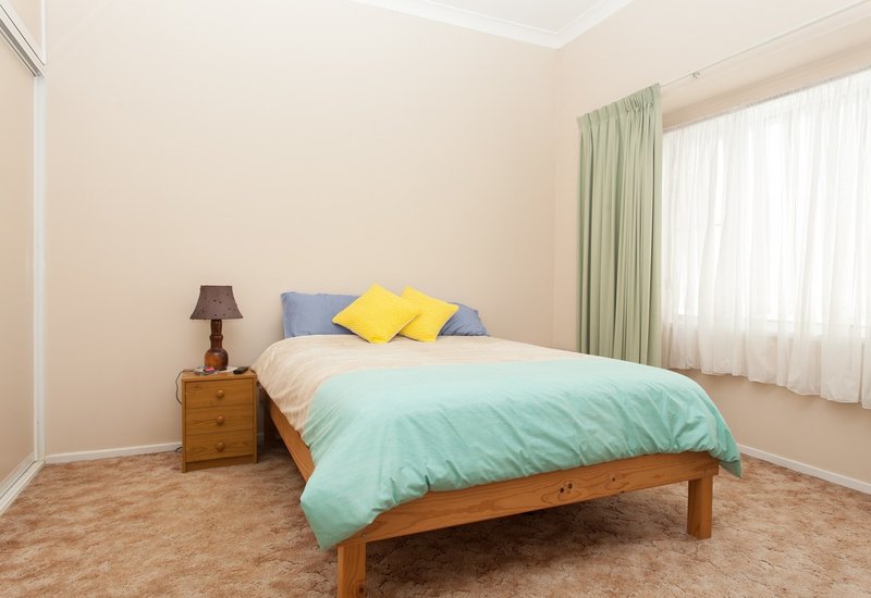 Photo - 29 Boomerang Street, Cessnock NSW 2325 - Image 7