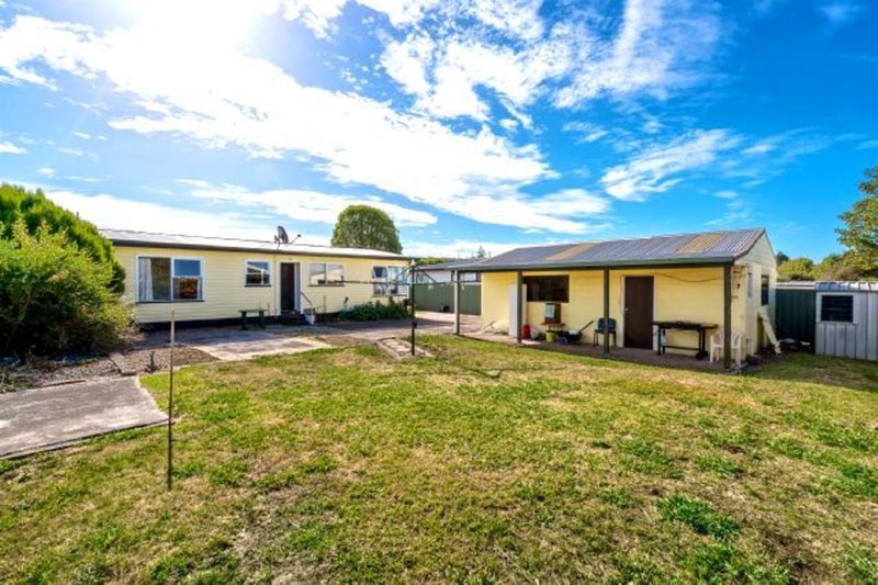 Photo - 29 Boronia Avenue, Devonport TAS 7310 - Image 2