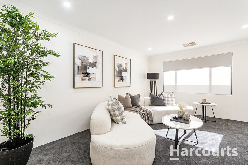 Photo - 29 Botanic Avenue, Banksia Grove WA 6031 - Image 3
