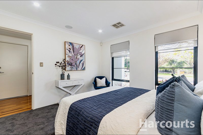 Photo - 29 Botanic Avenue, Banksia Grove WA 6031 - Image 11
