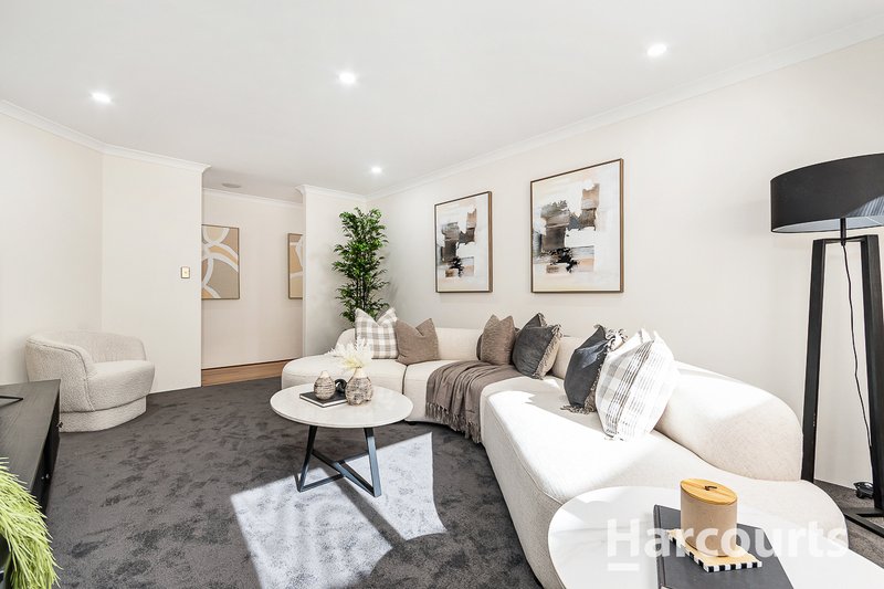Photo - 29 Botanic Avenue, Banksia Grove WA 6031 - Image 15