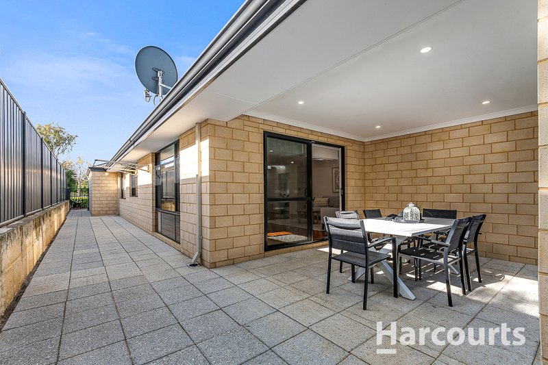 Photo - 29 Botanic Avenue, Banksia Grove WA 6031 - Image 28