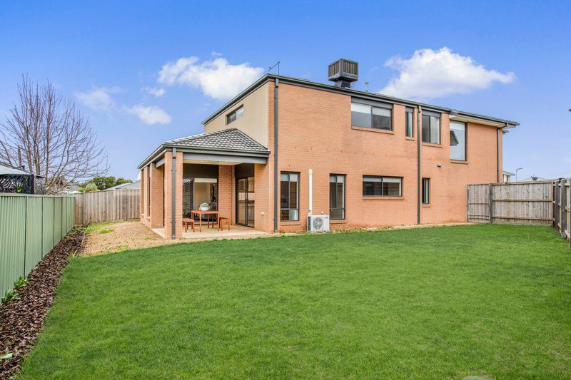 Photo - 29 Botany Way, Pakenham VIC 3810 - Image 16